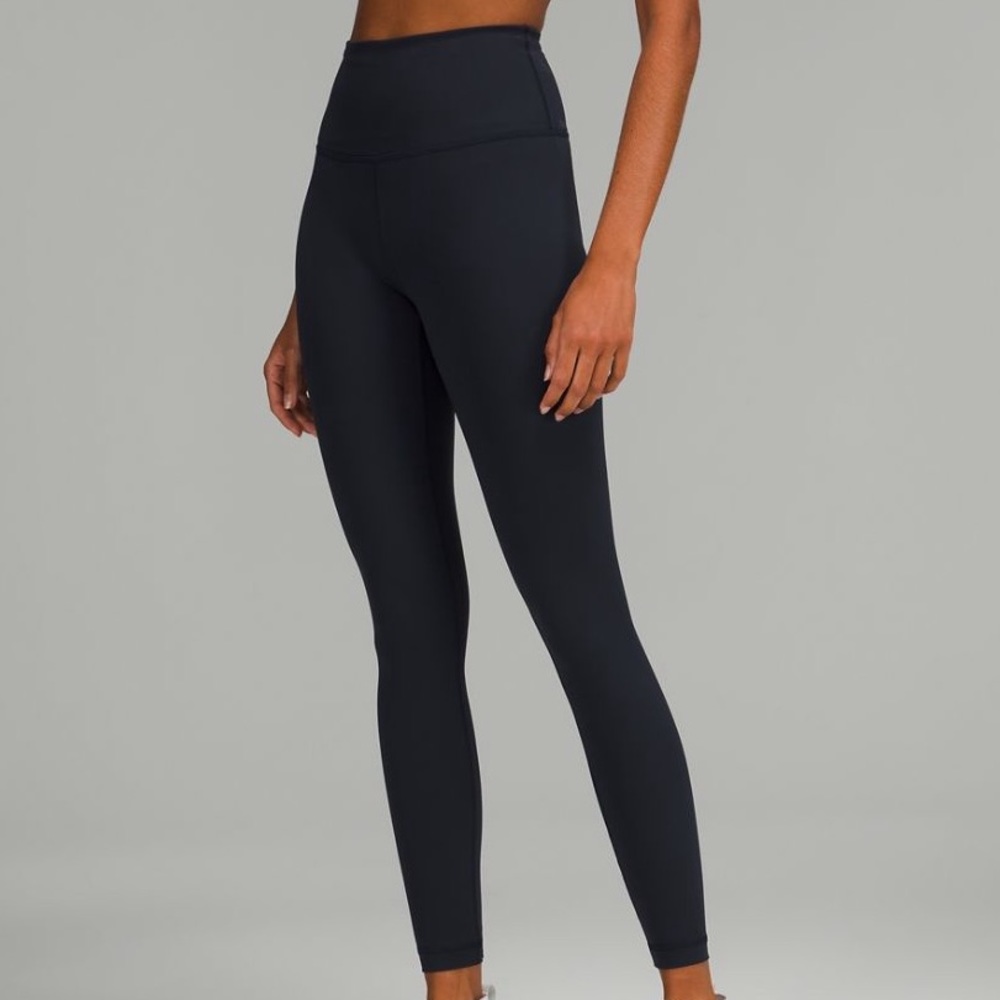 Navy lulu wunder train 25” size 2